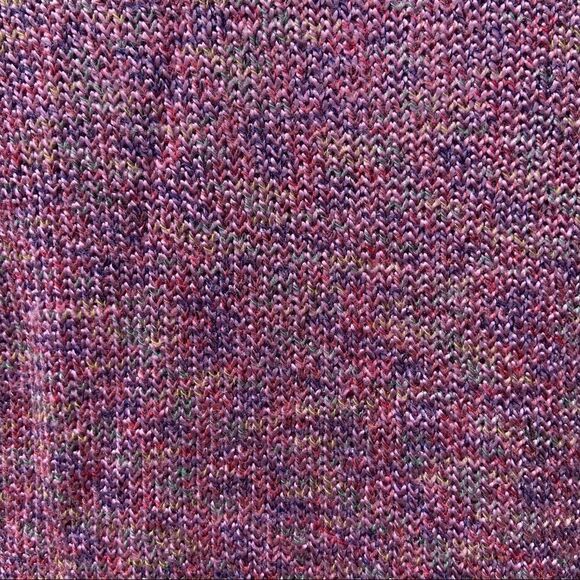 𝅺Carolyn Taylor 3 Button Pink Multicolor Sweater - Picture 5 of 5